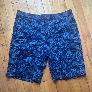 Five Four Men's Blue Tropical Patterned Shorts